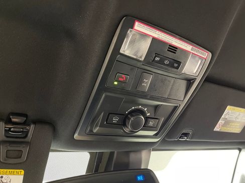 Certified 2023 Toyota Tacoma TRD Off-Road image 26