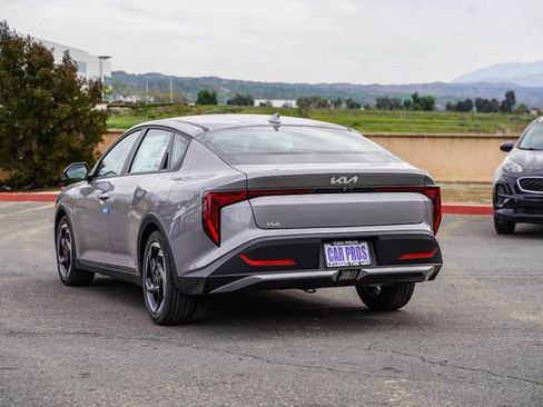 New 2026 Kia K4 EX image 5