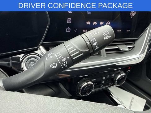 Used 2025 Chevrolet Trax ACTIV w/ Driver Confidence Package FWD image 69