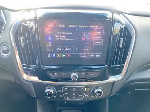 Used 2023 Chevrolet Traverse LT w/ LPO, Floor Liner Package FWD image 13