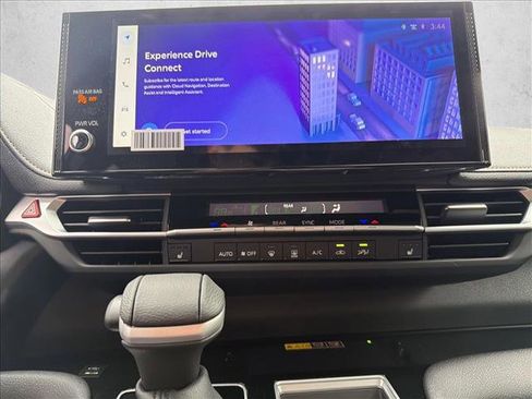 New 2026 Toyota Sienna XLE Woodland Edition image 16