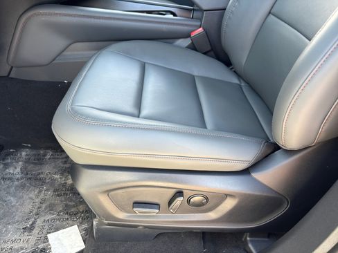 New 2026 Ford Explorer Active w/ Active Comfort Package image 13