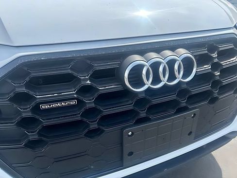 Used 2025 Audi Q5 2.0T Premium AWD/4WD image 9