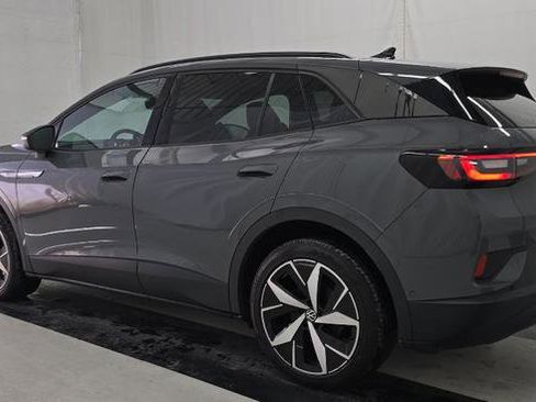 Used 2023 Volkswagen ID.4 Pro S image 6