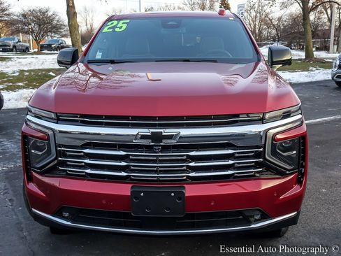 Used 2025 Chevrolet Suburban Premier image 7