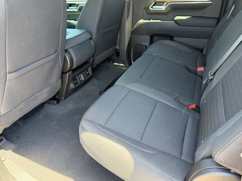 Used 2022 Chevrolet Silverado 1500 RST AWD/4WD image 15