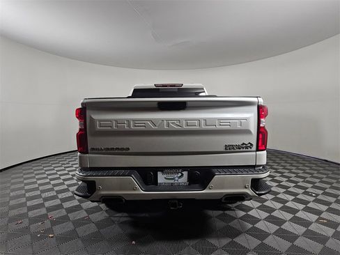Used 2019 Chevrolet Silverado 1500 High Country image 6