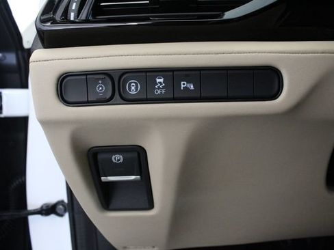 Used 2022 Acura MDX FWD w/ Technology Package image 11
