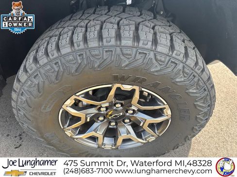 Certified 2025 Chevrolet Colorado ZR2 w/ Technology Package AWD/4WD image 10