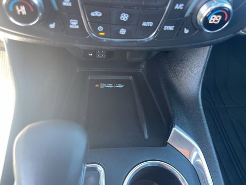 Used 2023 Chevrolet Traverse Premier w/ LPO, Floor Liner Package image 24