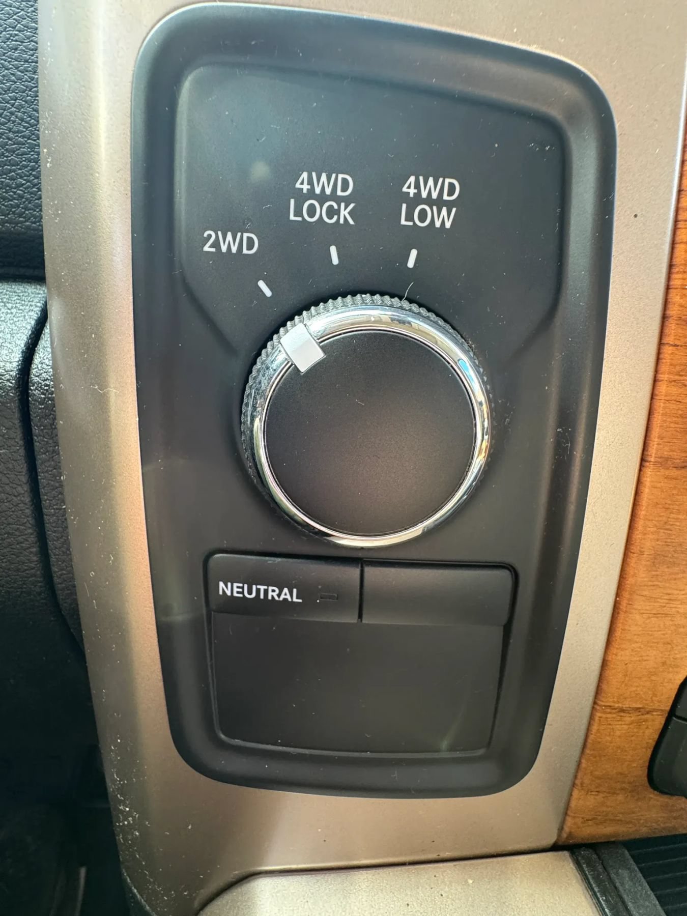 Used 2015 RAM 3500 Laramie Longhorn AWD/4WD image 36