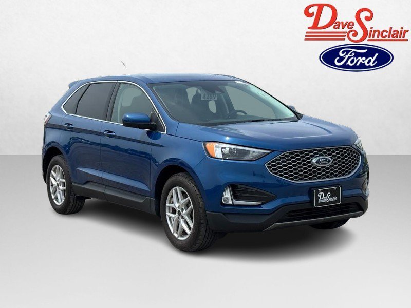 Used 2024 Ford Edge SEL w/ Convenience Package AWD/4WD image 4