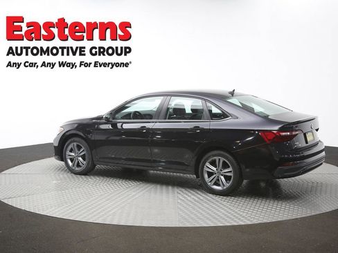 Used 2024 Volkswagen Jetta SE FWD image 61
