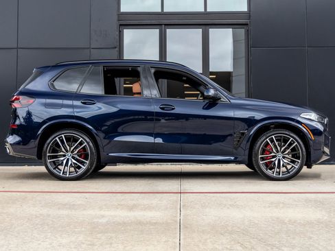 Used 2026 BMW X5 sDrive40i w/ M Sport Package image 10