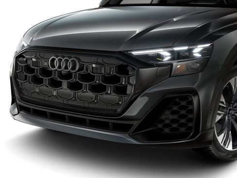Certified 2025 Audi Q8 Prestige AWD/4WD image 6