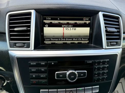 Used 2016 Mercedes-Benz GL 450 4MATIC image 17