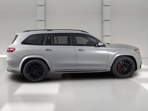 Used 2025 Mercedes-Benz GLS 63 AMG 4MATIC image 4