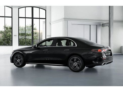 New 2026 Mercedes-Benz E 450 4MATIC Sedan image 33
