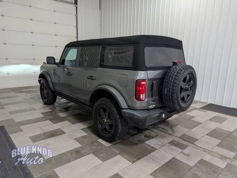 Used 2024 Ford Bronco Black Diamond AWD/4WD image 2
