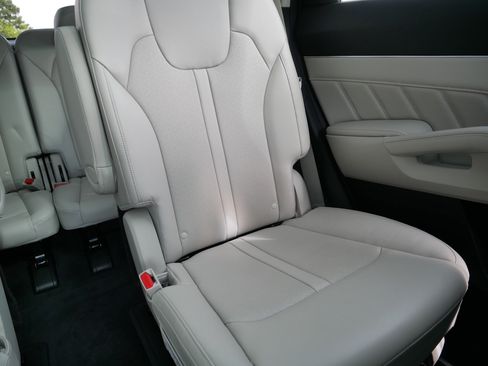 Certified 2023 Kia Sorento SX AWD/4WD image 14