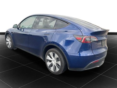 Used 2023 Tesla Model Y Long Range image 3