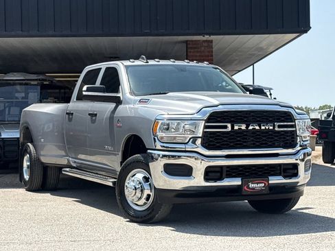 Used 2020 RAM 3500 Tradesman AWD/4WD image 1