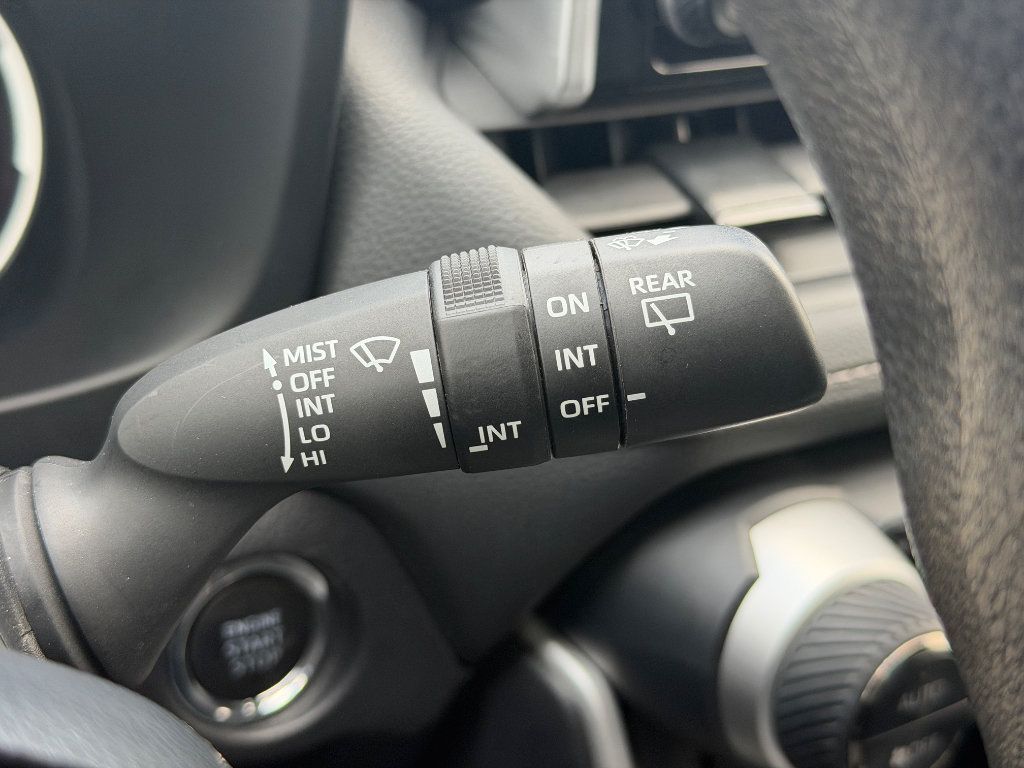 Used 2025 Toyota RAV4 XLE w/ Convenience Package AWD/4WD image 15