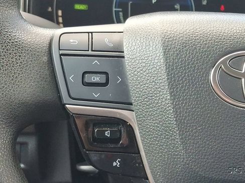 Used 2025 Toyota Camry LE FWD image 23