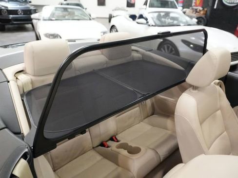 Used 2012 Volkswagen Eos Executive image 30