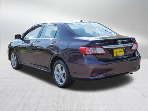 Used 2013 Toyota Corolla LE Special Edition FWD image 5