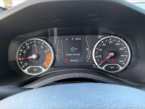 Used 2019 Jeep Renegade Latitude image 21