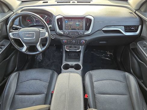 Used 2022 GMC Terrain SLT FWD image 17