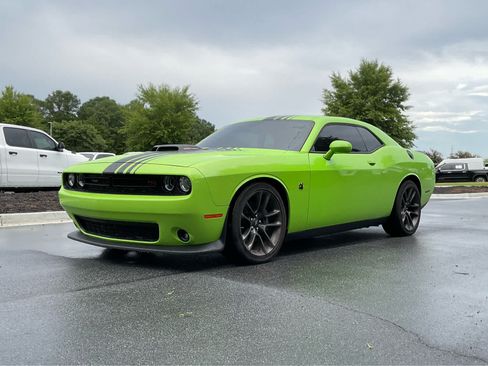 Used 2023 Dodge Challenger R/T Scat Pack w/ Shaker Package RWD image 1