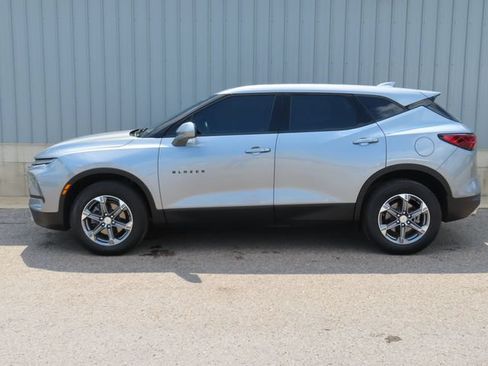 Used 2024 Chevrolet Blazer LT w/ Driver Confidence Package AWD/4WD image 7