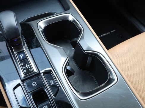 Certified 2025 Lexus NX 250 250 Premium image 32