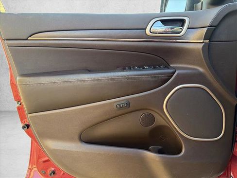 Used 2014 Jeep Grand Cherokee Summit image 10