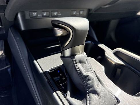 Certified 2025 Lexus ES 350 350 w/ Premium Package image 20