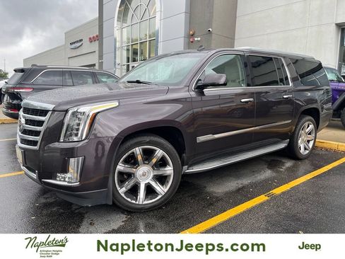 Used 2015 Cadillac Escalade ESV Luxury AWD/4WD image 1