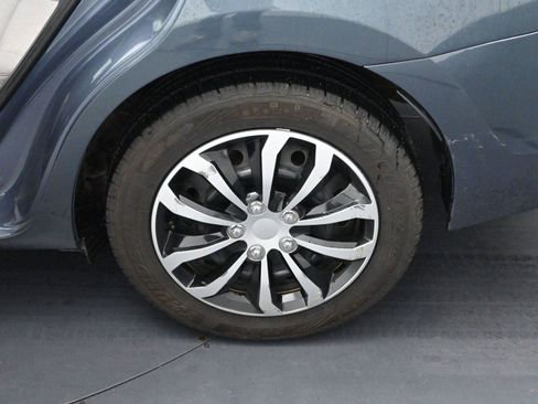 Used 2014 Toyota Corolla LE image 26