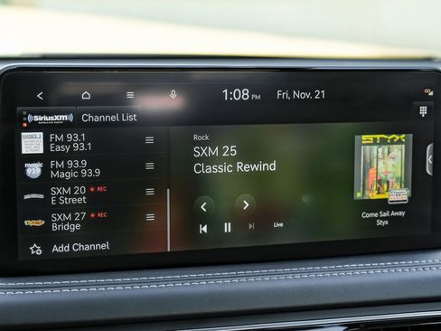 Used 2023 Genesis G70 2.0T image 31