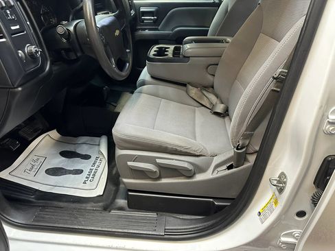 Used 2016 Chevrolet Silverado 2500 W/T AWD/4WD image 13