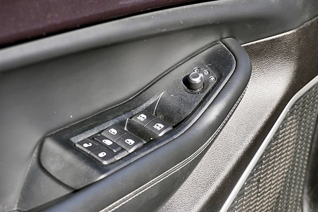 Used 2021 Jeep Grand Cherokee L Laredo AWD/4WD image 34