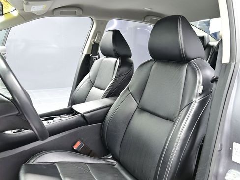 Used 2023 Nissan Maxima SV w/ Floor Mat Group image 13