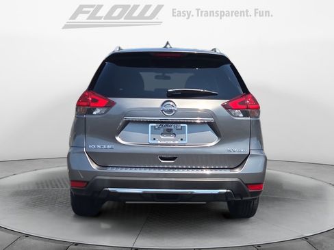Used 2018 Nissan Rogue SV AWD/4WD image 8