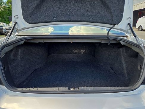 Used 2011 Chevrolet Impala LS FWD image 28