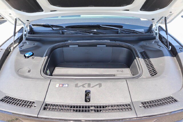 Used 2026 Kia EV9 Land w/ Nightfall Edition Package AWD/4WD image 29