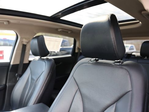 Used 2022 Lincoln Nautilus Reserve image 19