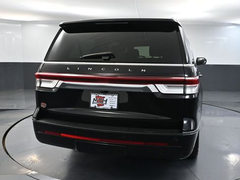 Used 2024 Lincoln Navigator L Reserve w/ Equipment Group 201A image 7