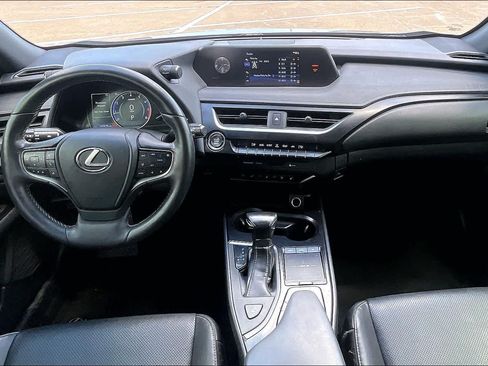 Used 2020 Lexus UX 200 w/ Premium Package FWD image 9