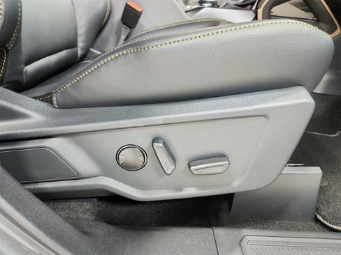 New 2025 Ford Bronco Badlands image 41